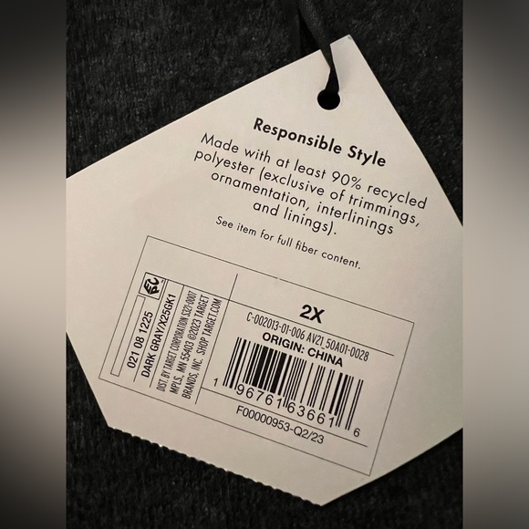 B7 NWT AVA & VIV SWEATER SIZE 2XL IN GRAY.  BUST 26.5”, LENGTH 28”. - Picture 5 of 13